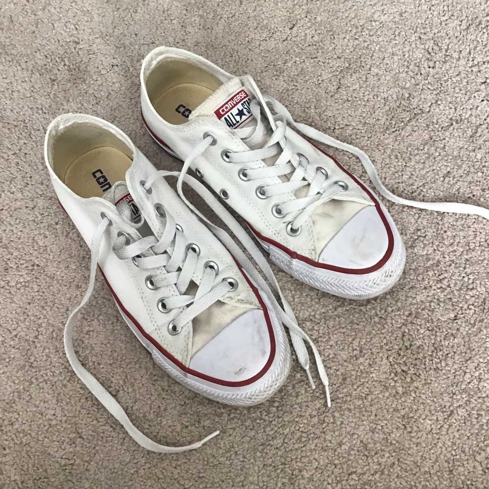 Converse Low Top White sneakers